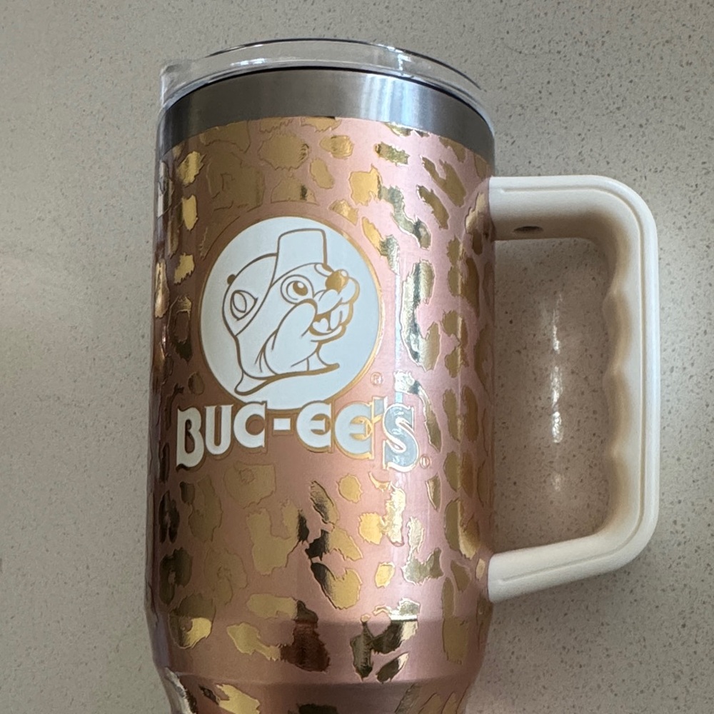 Buc-ee’s bucees YUKON TUMBLER HOT OR COLD rose gold beige large 40oz metallic